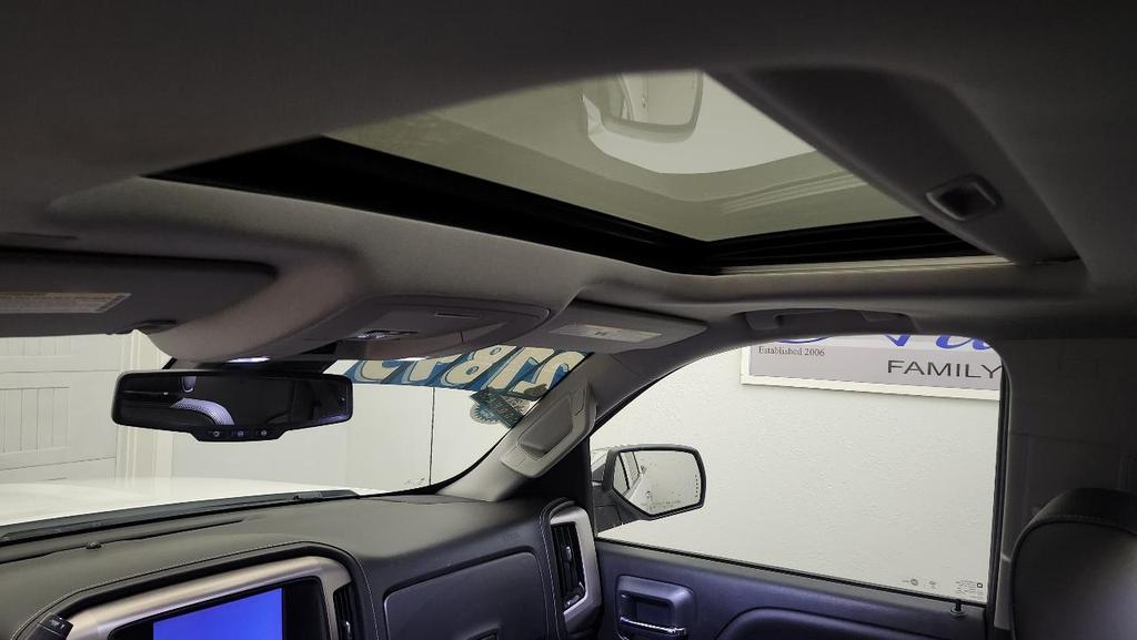 used 2018 GMC Sierra 1500 car, priced at $27,895