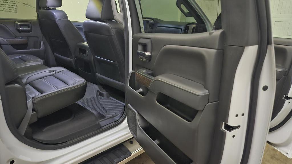 used 2018 GMC Sierra 1500 car, priced at $27,895