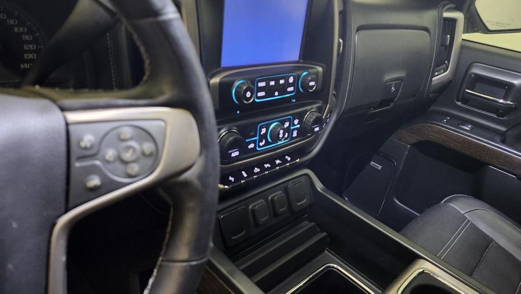 used 2018 GMC Sierra 1500 car, priced at $27,895