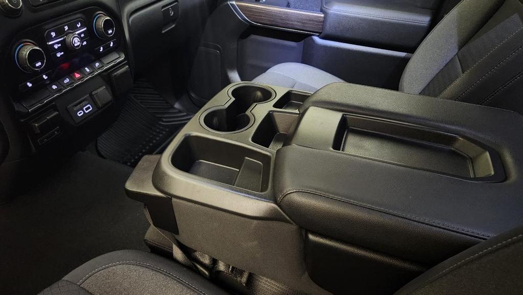 used 2021 Chevrolet Silverado 1500 car, priced at $25,985