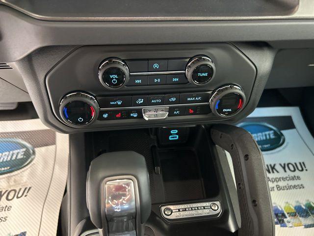 new 2025 Ford Bronco car, priced at $61,918