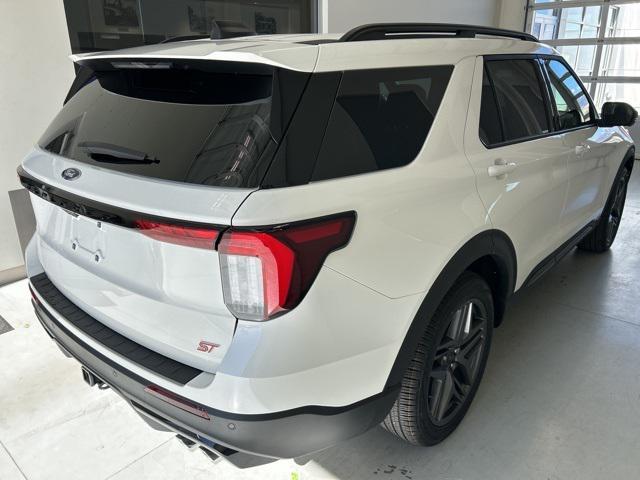 new 2025 Ford Explorer car, priced at $58,650