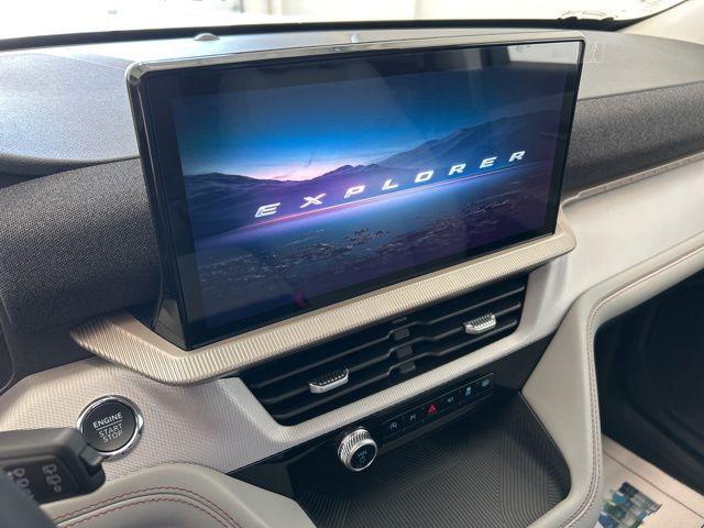 new 2025 Ford Explorer car, priced at $47,776