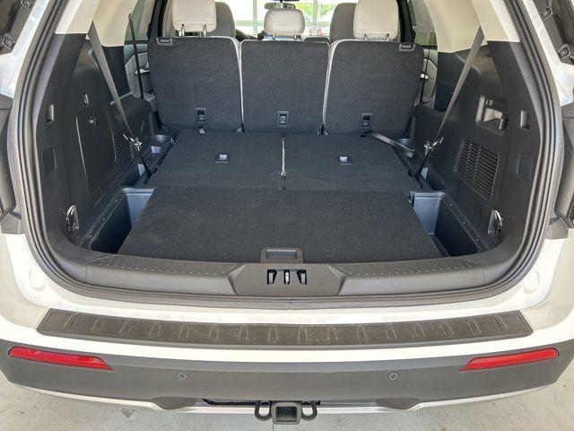 new 2025 Ford Explorer car, priced at $47,776