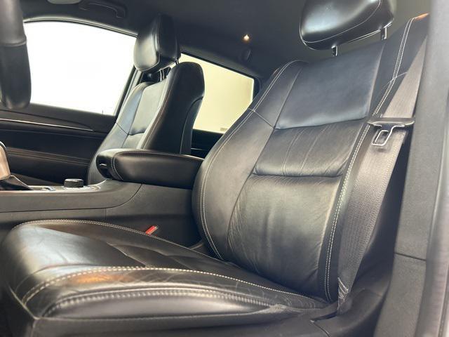 used 2016 Jeep Grand Cherokee car, priced at $17,575