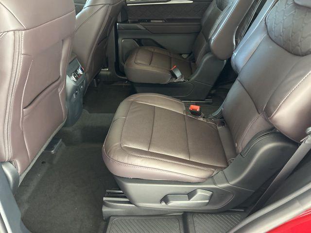 new 2025 Ford Explorer car, priced at $59,479