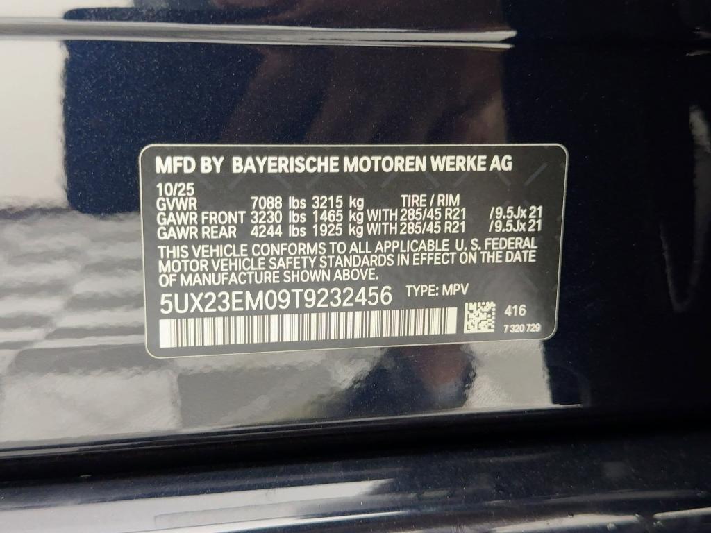 new 2026 BMW X7 car, priced at $104,470