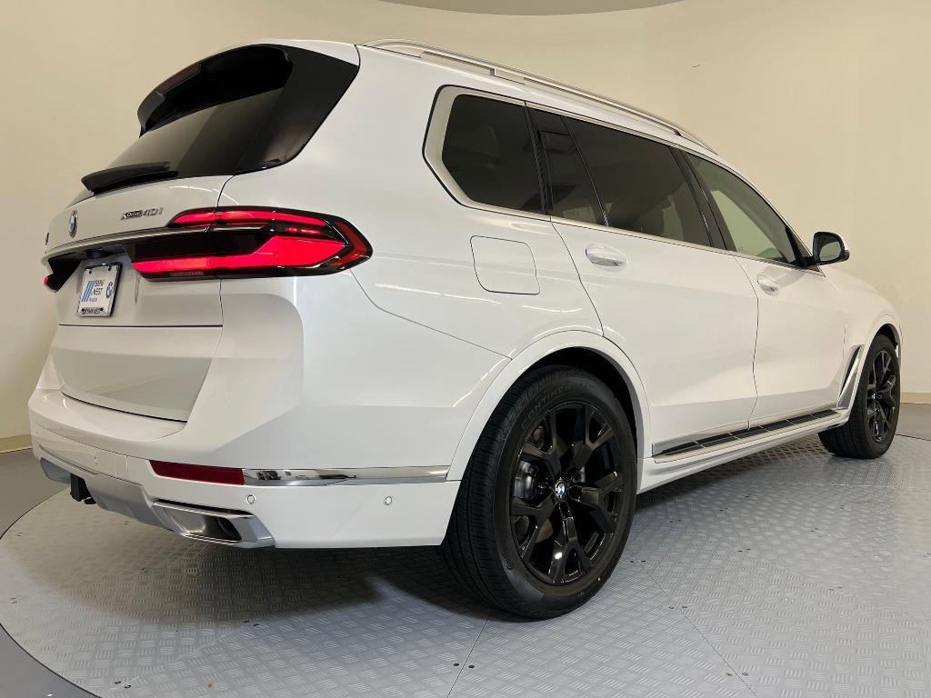 new 2026 BMW X7 car, priced at $99,775