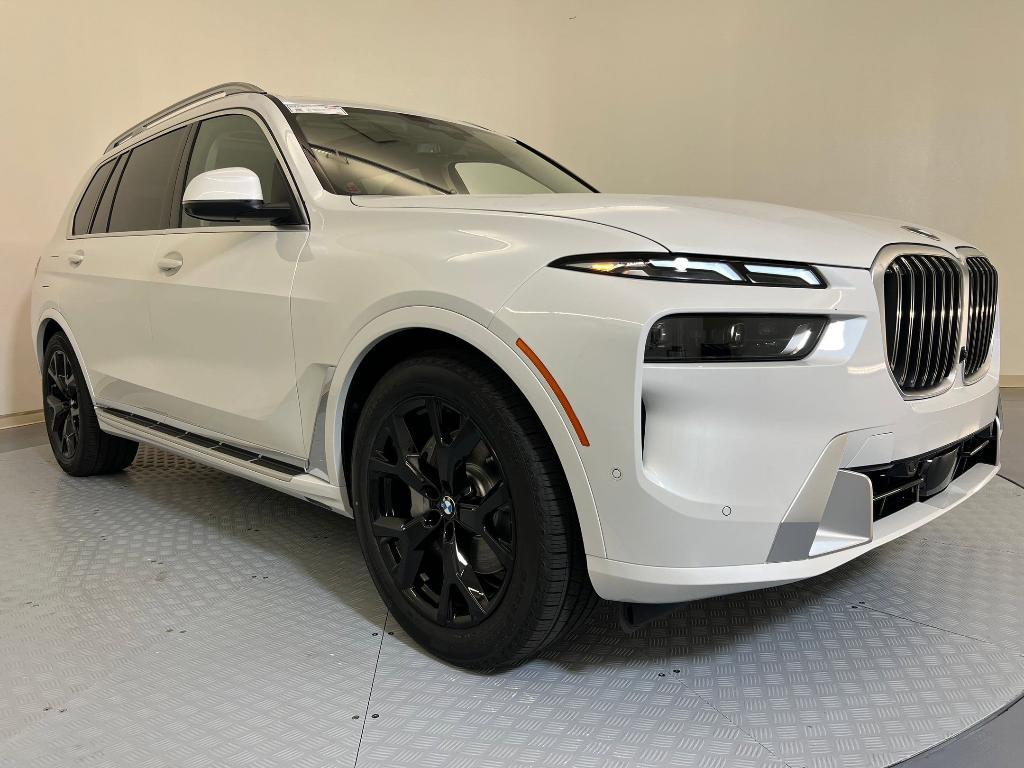 new 2026 BMW X7 car, priced at $99,775