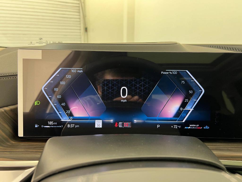 new 2026 BMW X7 car, priced at $99,775