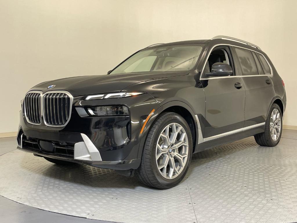 new 2025 BMW X7 car, priced at $90,615