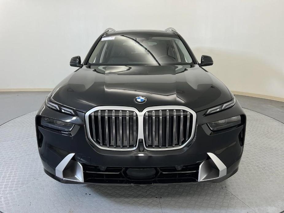 new 2025 BMW X7 car, priced at $90,345