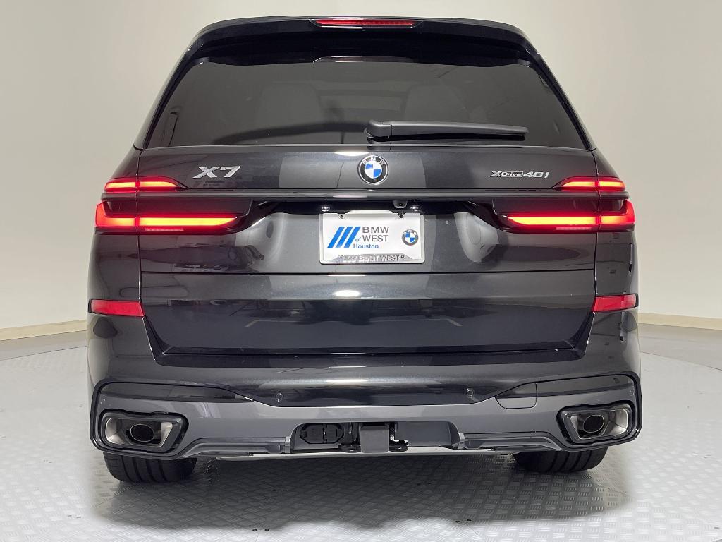 new 2026 BMW X7 car, priced at $99,885