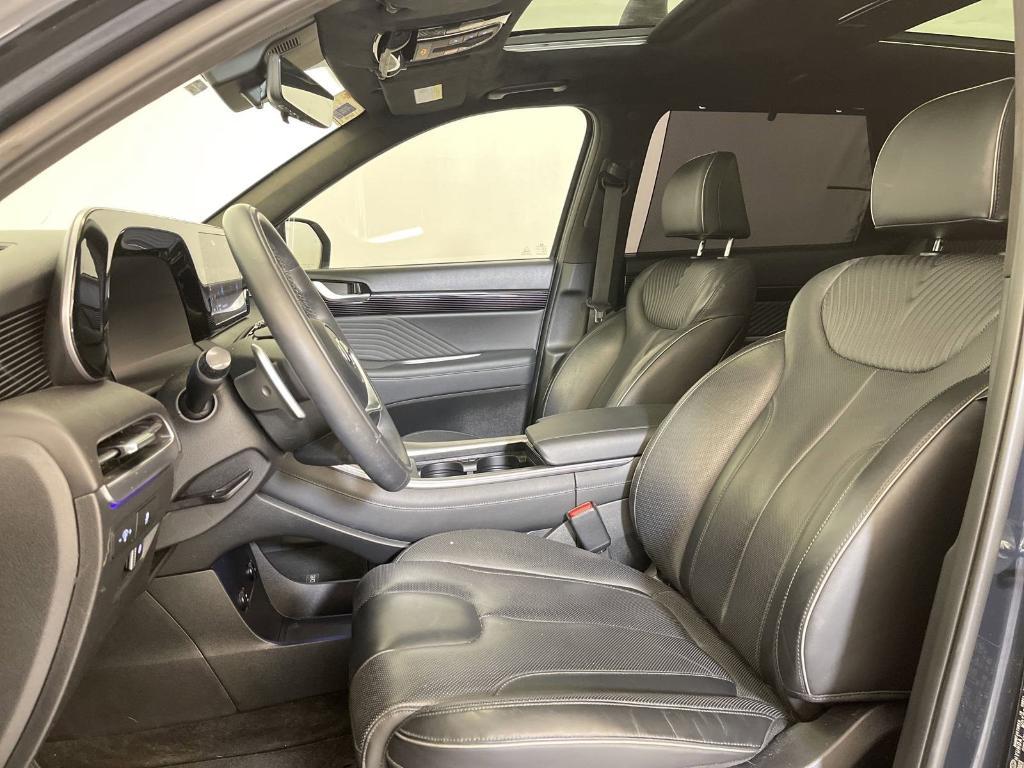 used 2023 Hyundai Palisade car, priced at $38,588