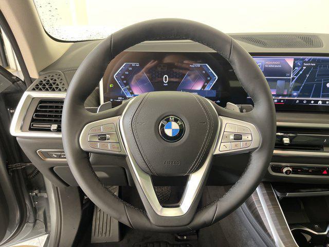 new 2025 BMW X7 car, priced at $91,365