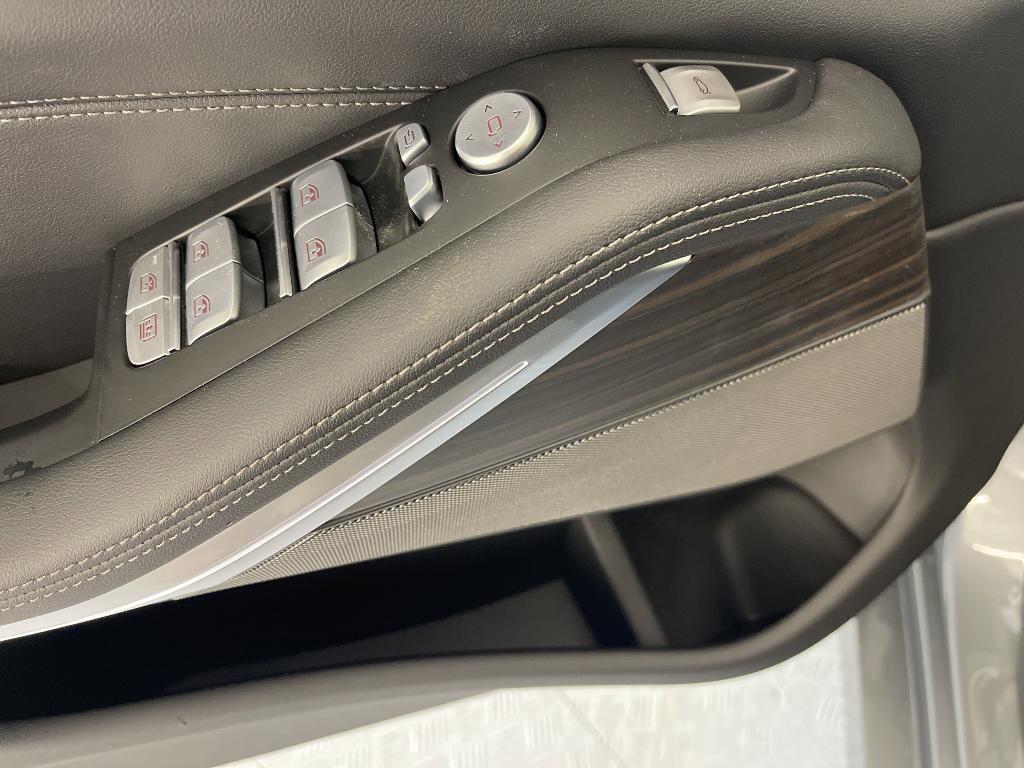 new 2025 BMW X7 car, priced at $91,365