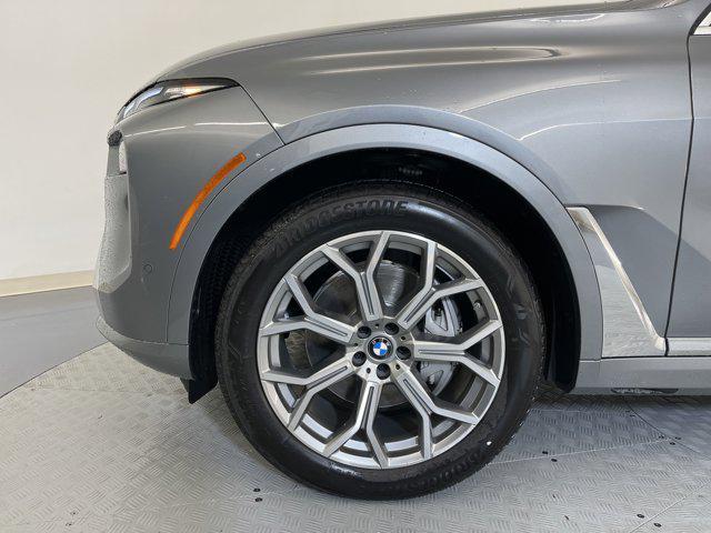 new 2025 BMW X7 car, priced at $91,365