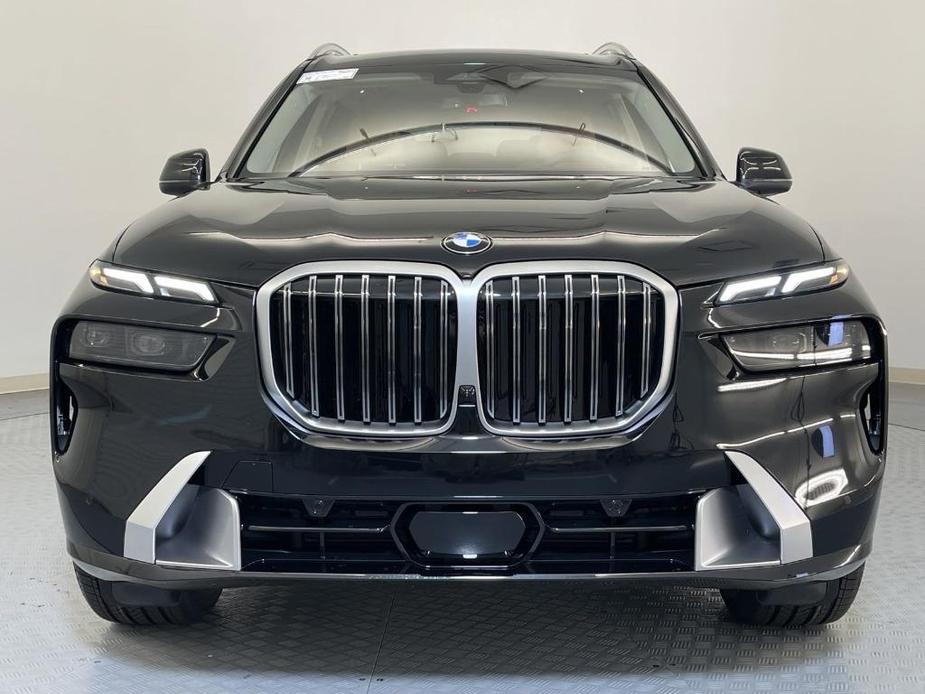 new 2025 BMW X7 car, priced at $89,440