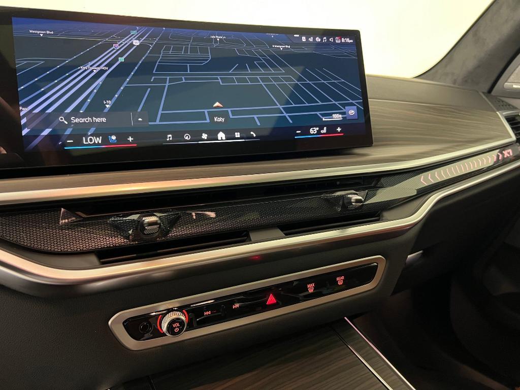 new 2026 BMW X7 car, priced at $98,385