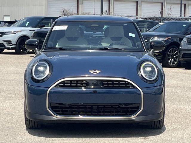 used 2025 MINI Hardtop car, priced at $30,999