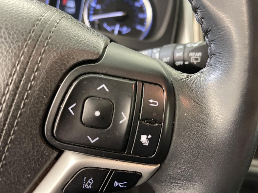 used 2017 Toyota Highlander car, priced at $16,998