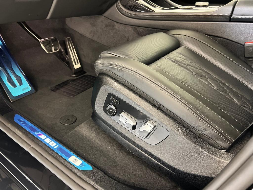 new 2026 BMW X7 car, priced at $120,685