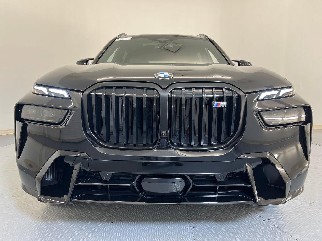 new 2026 BMW X7 car, priced at $120,685