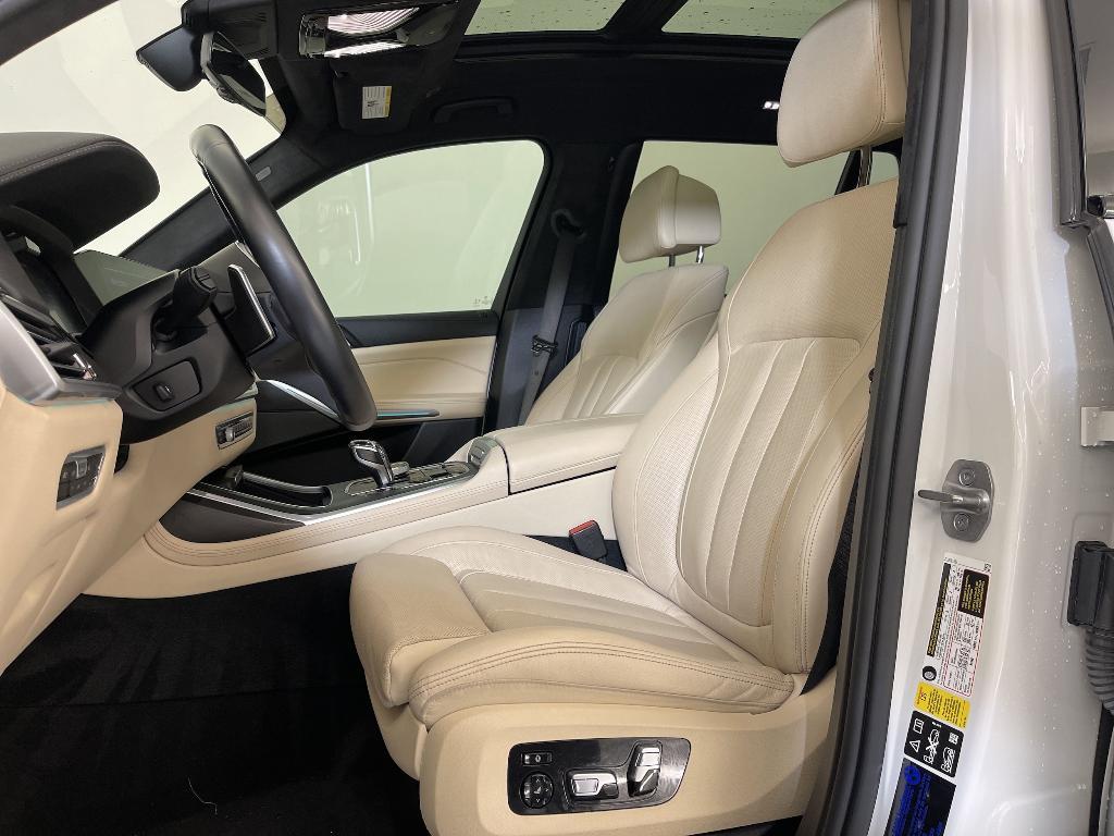 used 2022 BMW X7 car, priced at $61,999