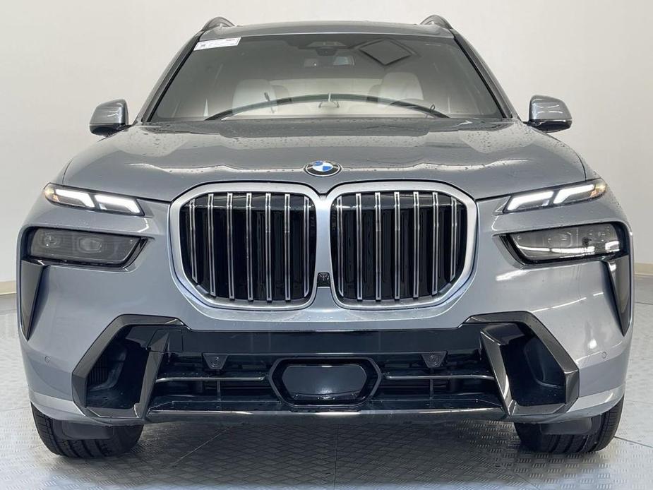 new 2025 BMW X7 car, priced at $99,270