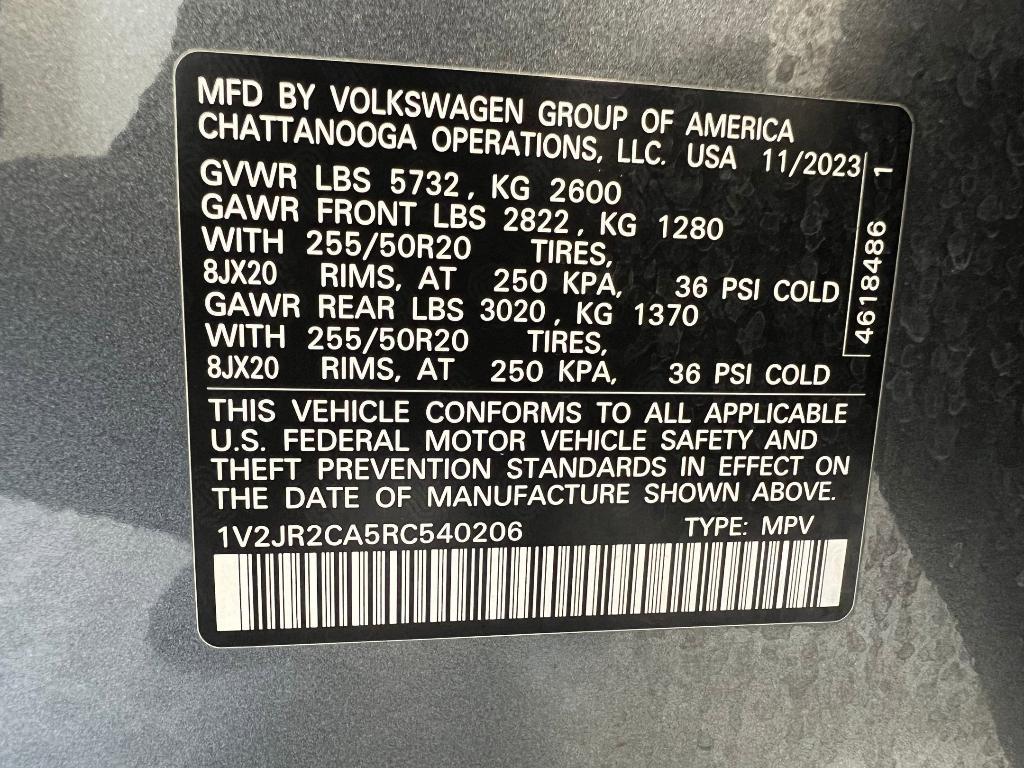 used 2024 Volkswagen Atlas car, priced at $30,999