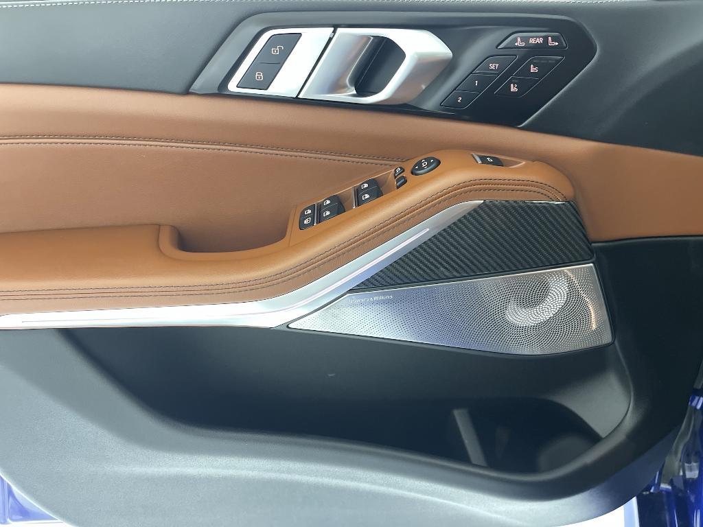 new 2026 BMW X7 car, priced at $125,290