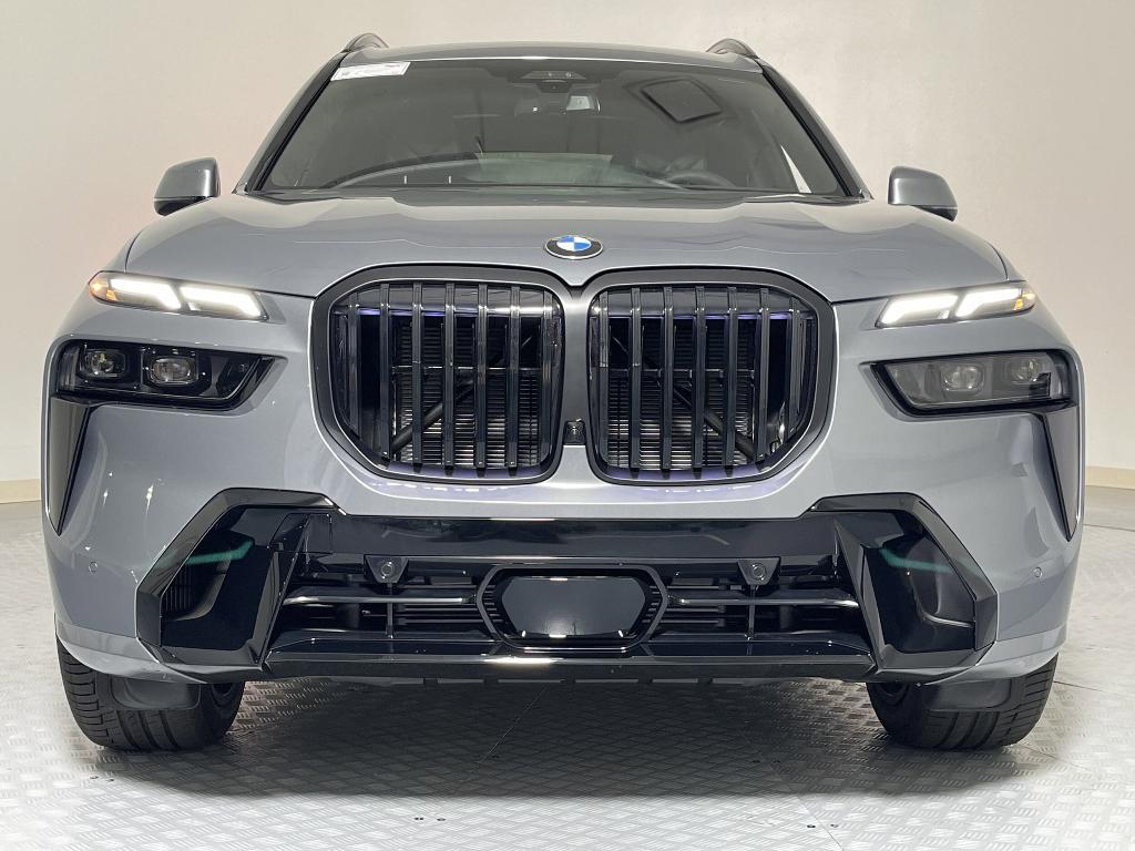 new 2025 BMW X7 car, priced at $101,515