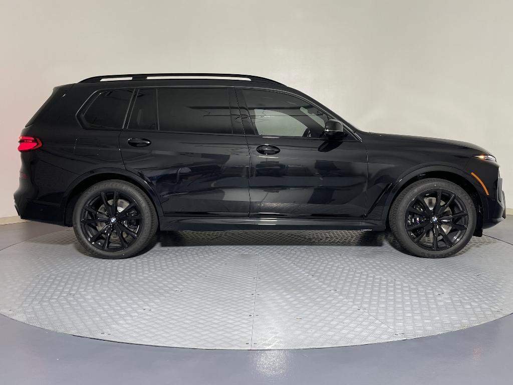 new 2026 BMW X7 car, priced at $122,985