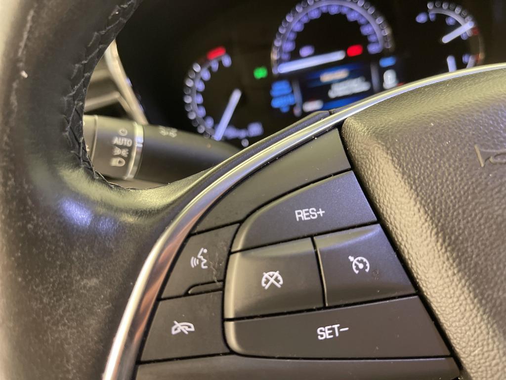 used 2019 Cadillac XT5 car, priced at $22,999
