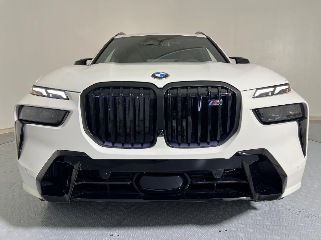 new 2026 BMW X7 car, priced at $123,185