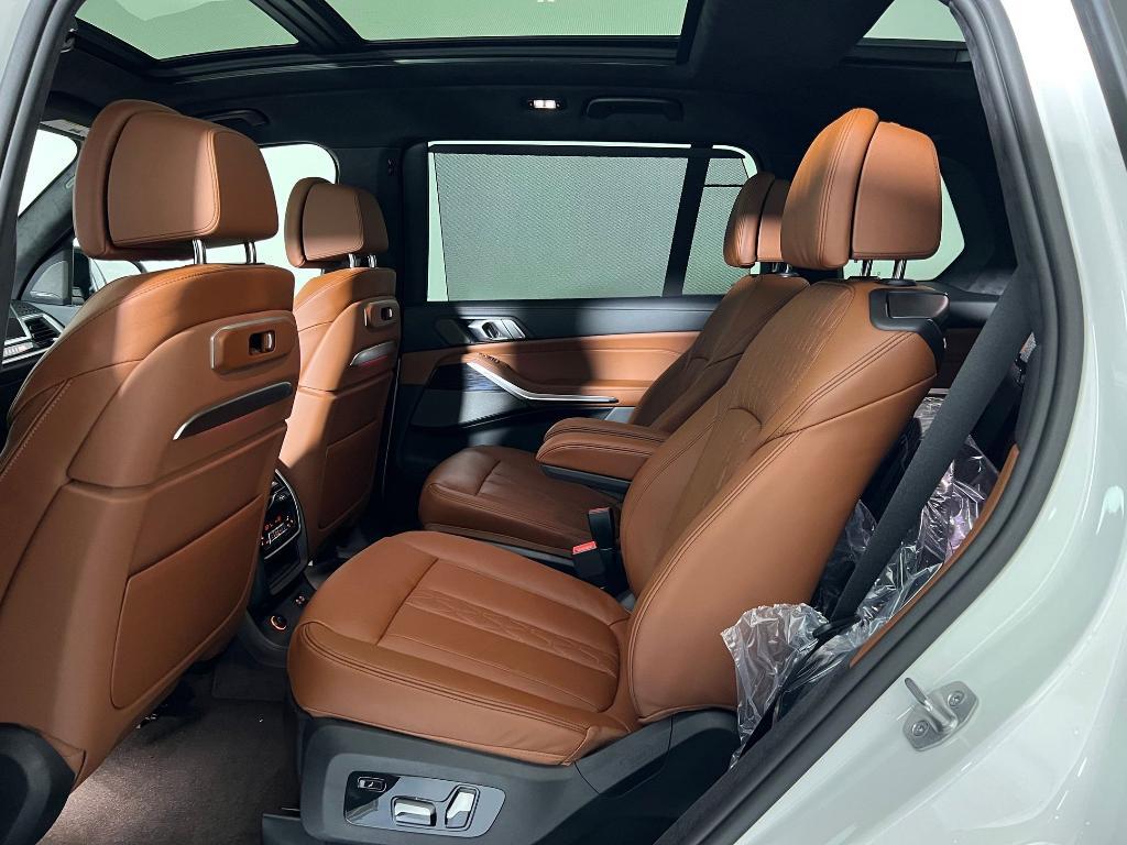 new 2026 BMW X7 car, priced at $123,185