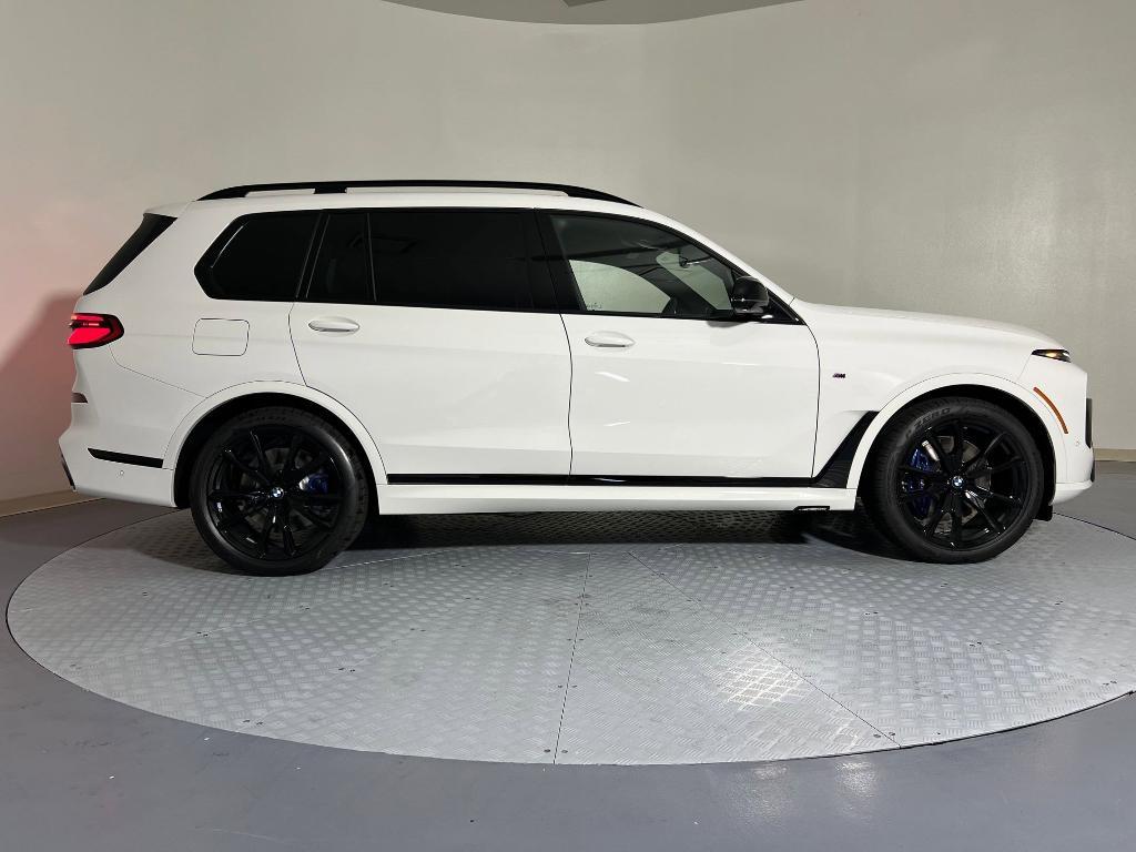 new 2026 BMW X7 car, priced at $123,185