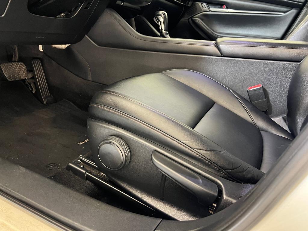 used 2021 Mazda Mazda3 car, priced at $13,997