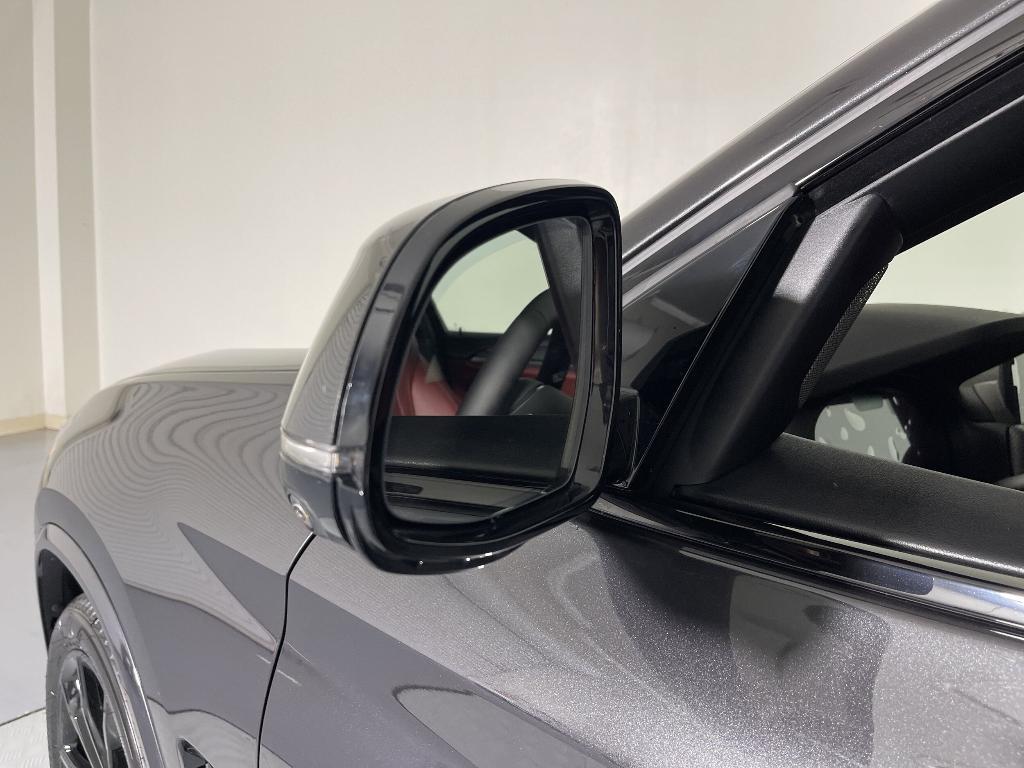 new 2025 BMW X4 car, priced at $64,795