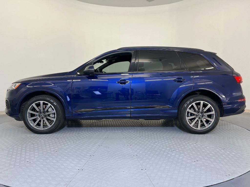used 2022 Audi Q7 car, priced at $33,996