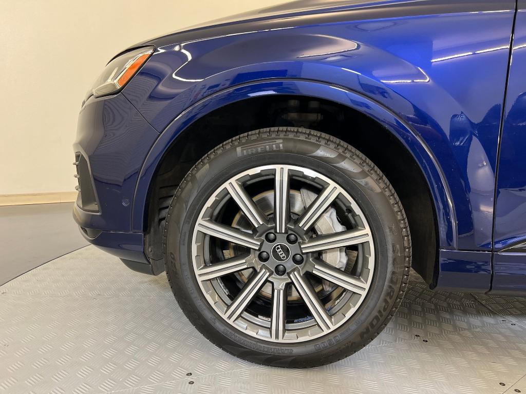 used 2022 Audi Q7 car, priced at $33,996