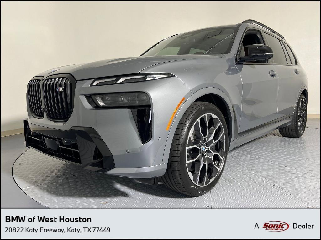 new 2026 BMW X7 car, priced at $122,635
