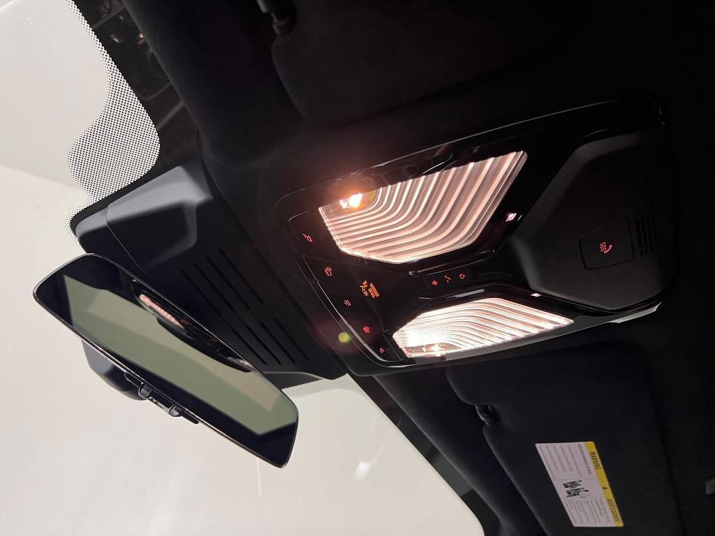 new 2026 BMW X7 car, priced at $124,355