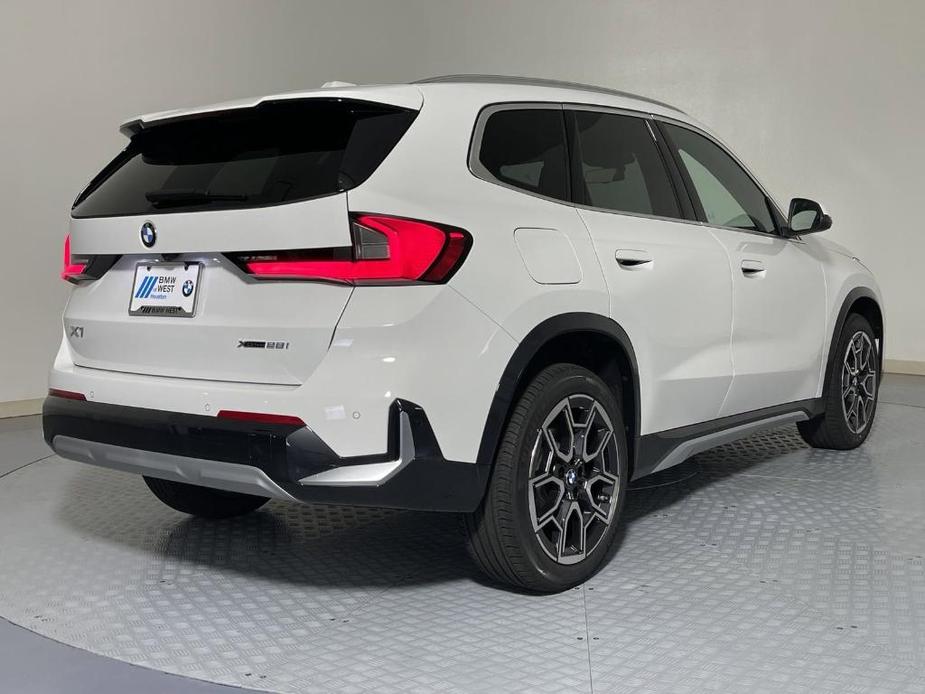 new 2025 BMW X1 car, priced at $47,040