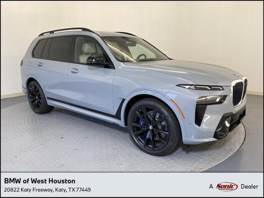 new 2025 BMW X7 car, priced at $115,775