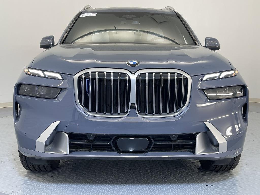 new 2025 BMW X7 car, priced at $94,860