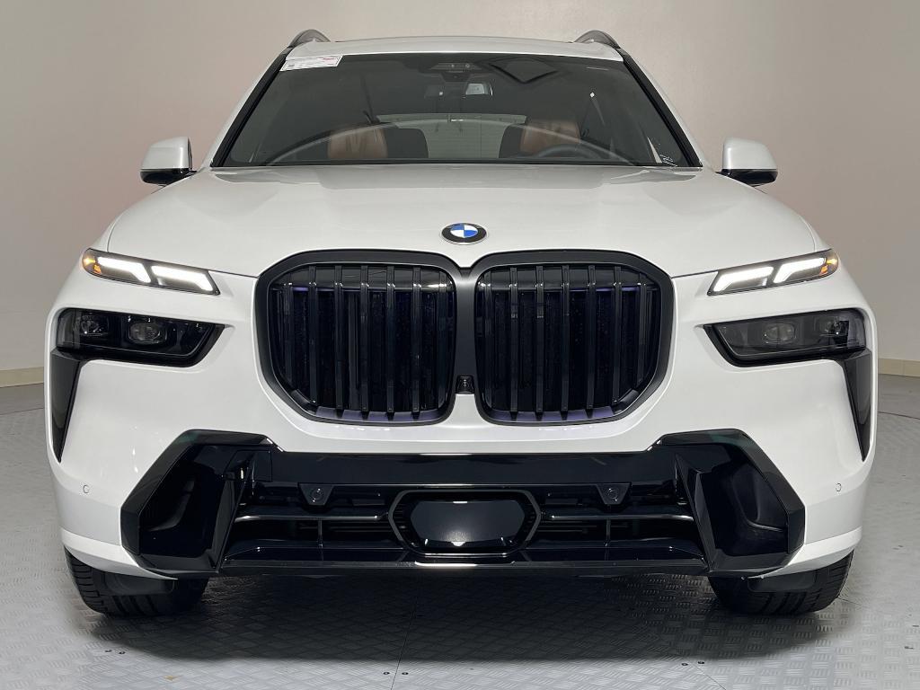 new 2025 BMW X7 car, priced at $103,710