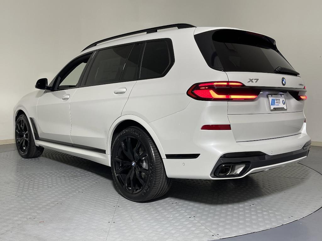 new 2025 BMW X7 car, priced at $103,710