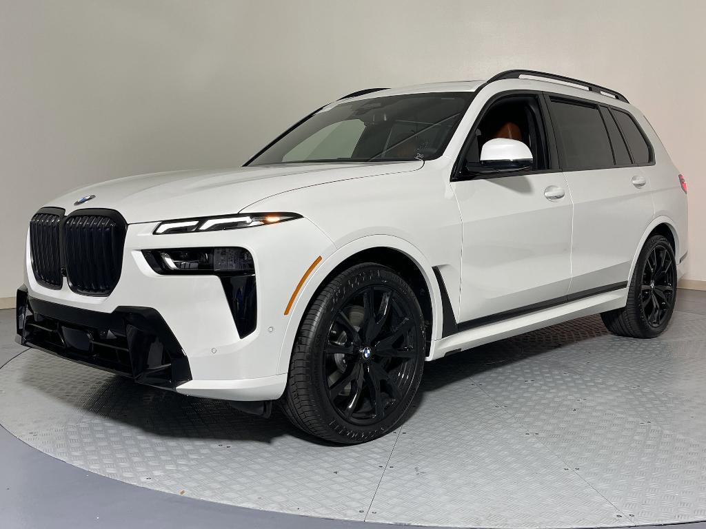 new 2025 BMW X7 car, priced at $103,710