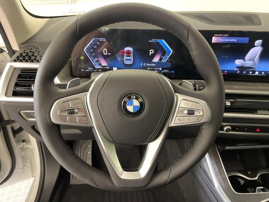 new 2025 BMW X7 car, priced at $92,420